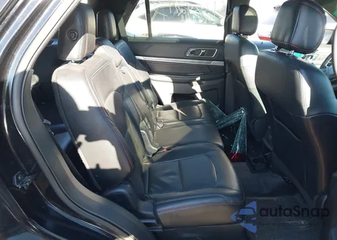 2016 Ford Explorer Sport z USA, uszkodzony, nr VIN 1FM5K8GT7GGB82811